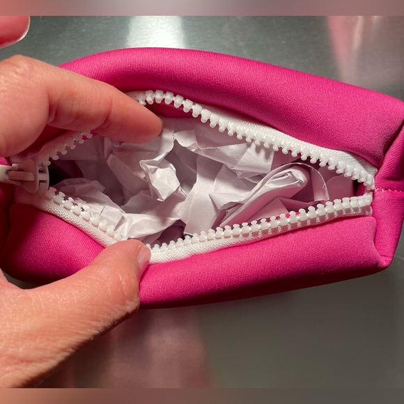 Murad Makeup Bag 6.5” x 4.5” - Picture 3 of 3